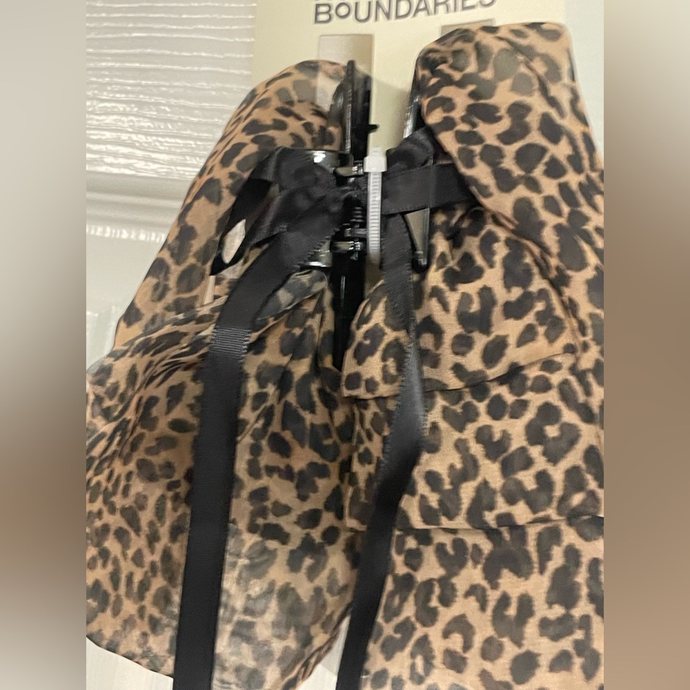 No Boundaries Leopard Print Oversized Bow Claw Clip NWT - Picture 6 of 8